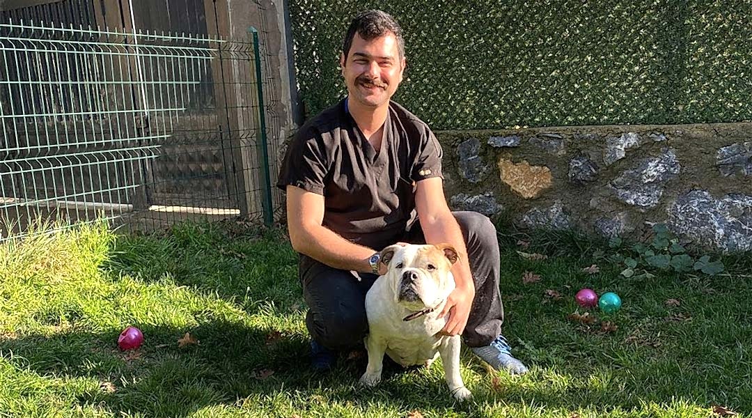 Neşeli Pet Otel: Muhammed Ali Sağol Kimdir?